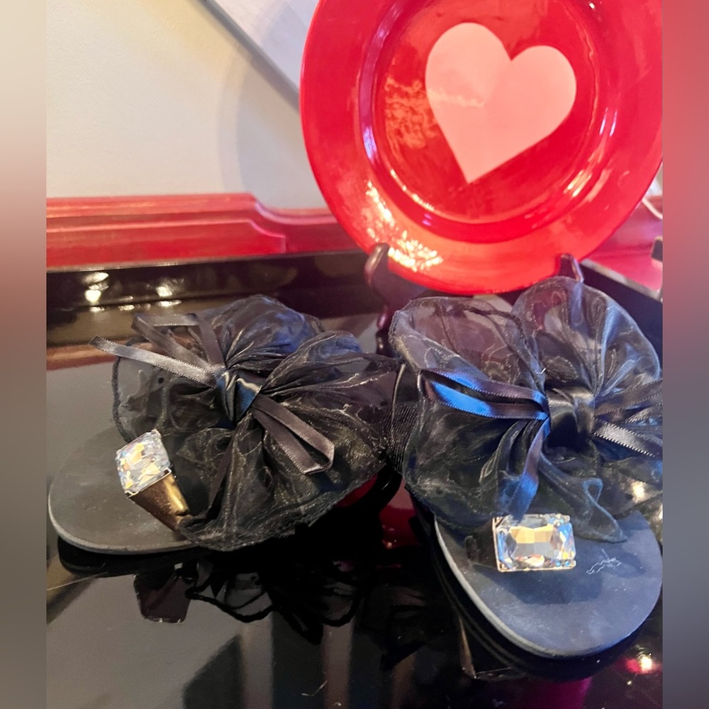 Black Bow Flip Flop Sandal with Rhinestone Diamond Toe Ring Womens Size 37 (6.5)